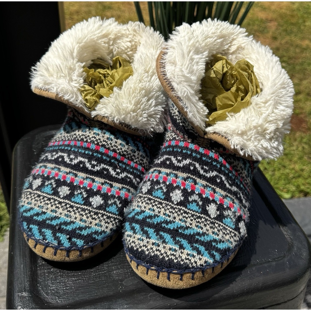 American Eagle Slipper Booties, House Shoes, Faux Fur Lined Cozy, Size 7-8 - Picture 1 of 7